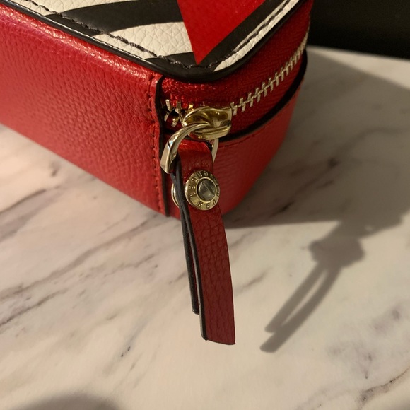 Henri Bendel Stripe/Red Lipstick Case 💄 - Picture 3 of 7